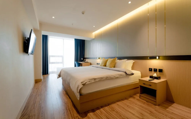 Millennium Plaza Hotel