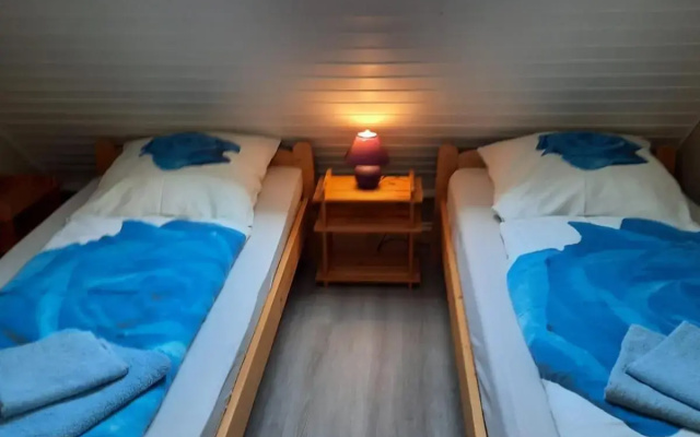 Renovierte Ferienwohnung Friedrichskoog - Spitze (gegenüber Mutter-Kind-Klinik)