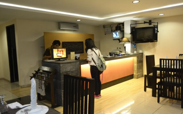 Puri Chorus Hotel