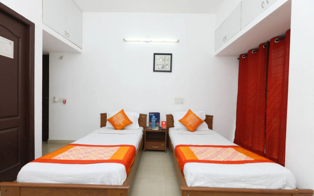 OYO 20004 SilverKey Kodambakkam