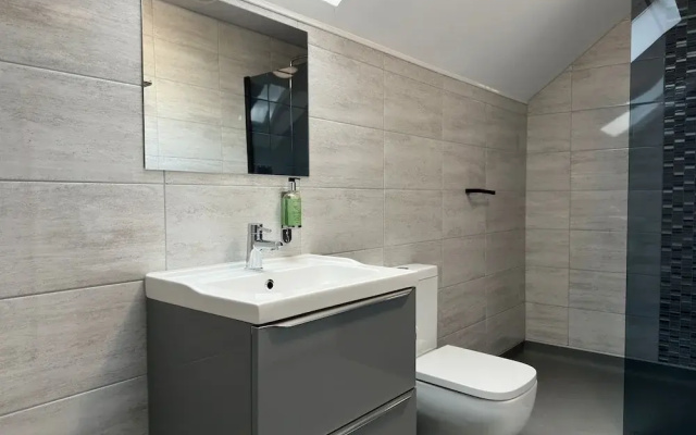 Bentinck Apartments