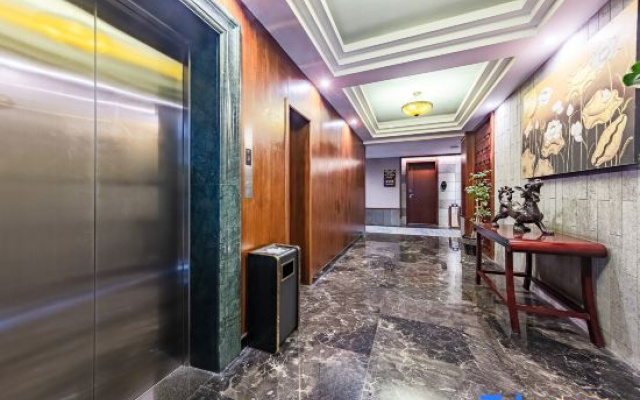 Li Jing Hotel Mile