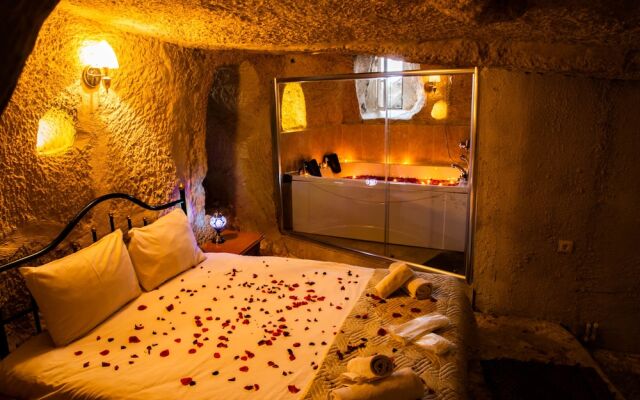 Unicorn Cave Hotel