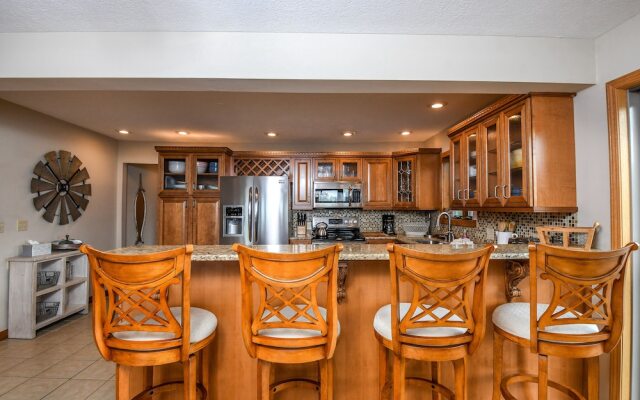 Infinite View 5 Bedroom House