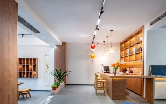 Wuyuan Jiushe B&B