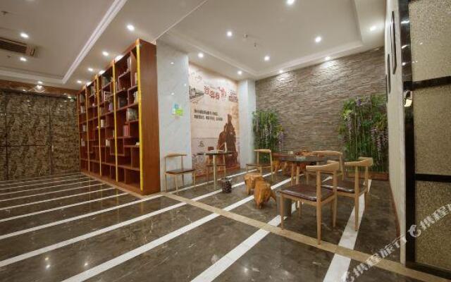 Zhangjiang Holiday Hotel (Ganzhou Jiufang Branch store)