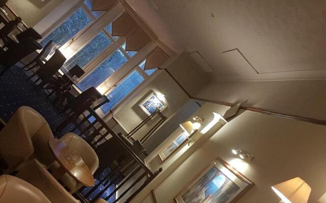 Bentley Hotel