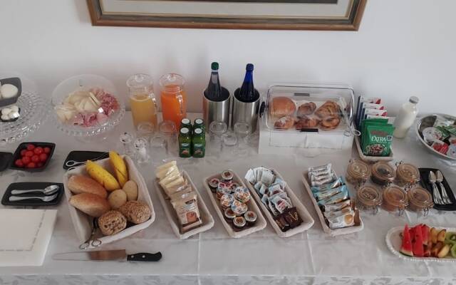 Vianna Suites & Spa
