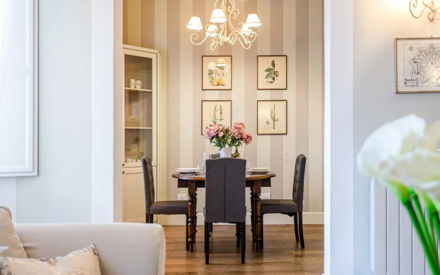 Casa Raffa in Lucca With 2 Bedrooms and 2 Bathrooms