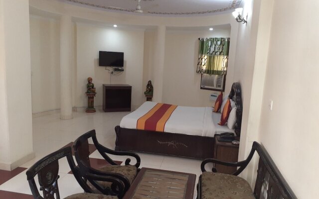 Hotel The Queens