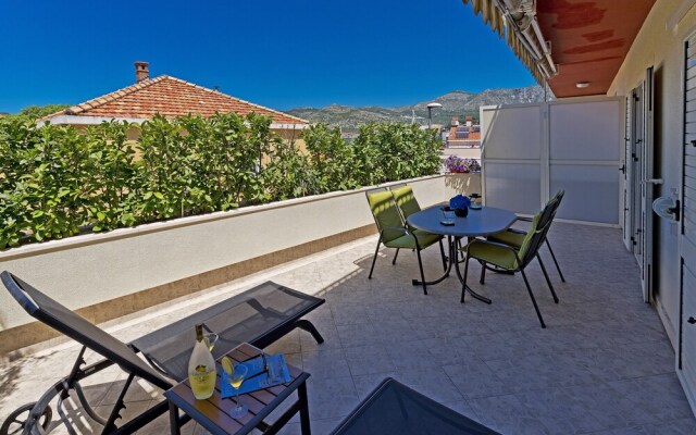 Apartment Michelle - 2 Bedrooms,Terrace, Sea View