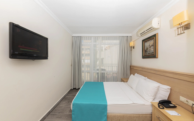 Kayamaris Hotel