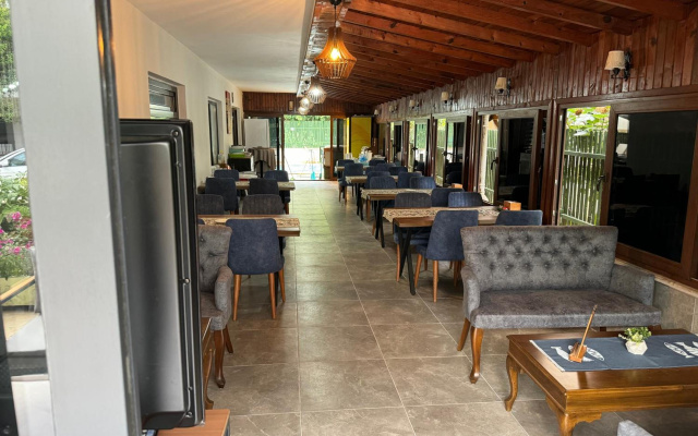 Meltem Hotel