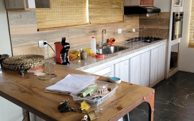 al pie de las sierras en villa del lago