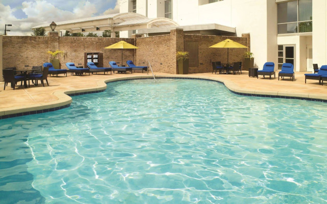 Crowne Plaza Charleston Airport - Conv Ctr by IHG