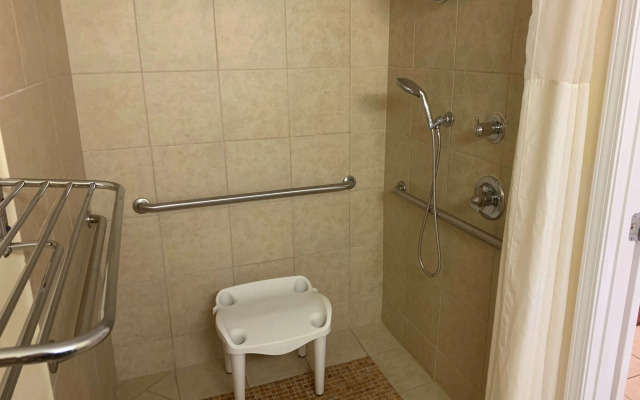 Best Western Ocean Sands Beach Resort