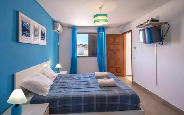 ★ Sea View ★ 1 Minute to Oldtown and Beach ★