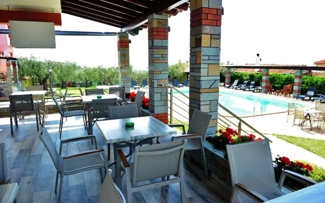 Sunday Summer Resort