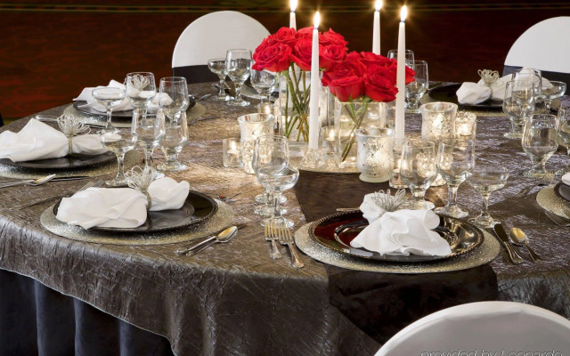 Sheraton West Des Moines Hotel