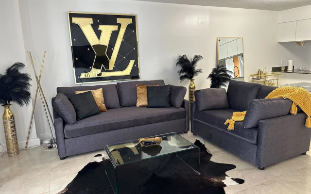 Zeus Sanctuary in Brickell Miami
