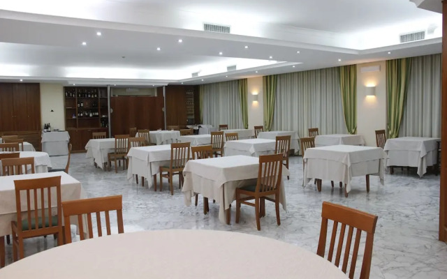 Albergo Ristorante CITTA' DEI PAPI
