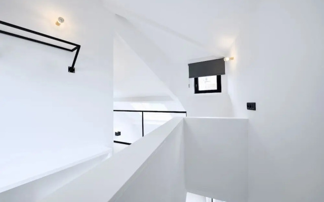 Urban Walls