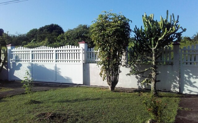 House With 3 Bedrooms in Port-louis, With Enclosed Garden and Wifi - 5