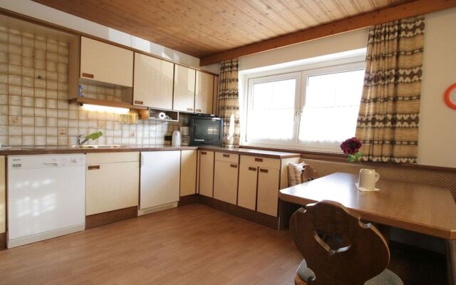 Chalet in Ellmau Near Skiwelt Slopes