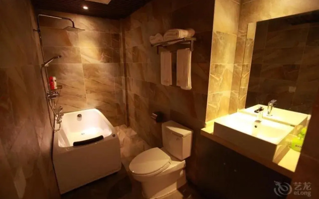 阳光纳里客栈(开封清明上河园店)