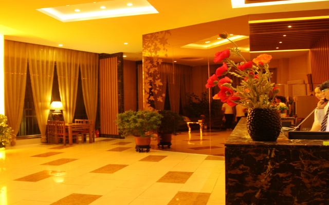 Sky House Business Hotel