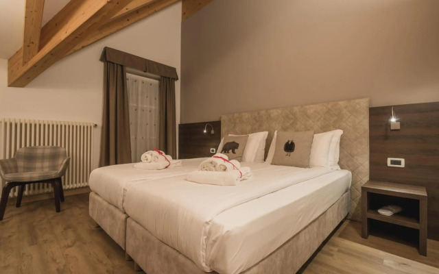 X Alp Hotel