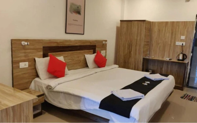Etranger Resorts