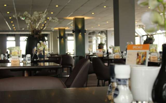 Отель Fletcher Hotel-Restaurant 's-Hertogenbosch