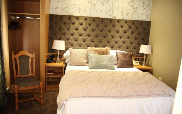 Royal Hotel