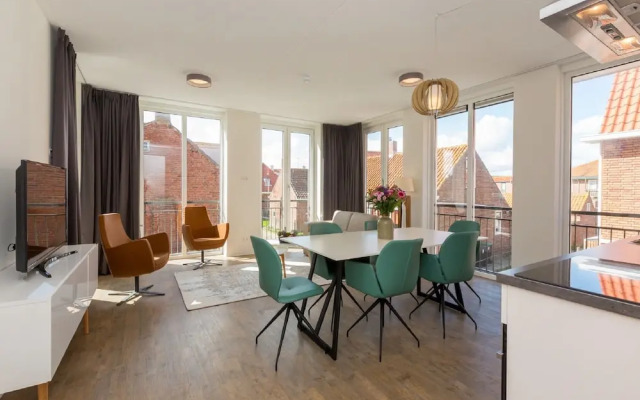 Luxury 6-person Apartment Near Zoutelande Beach