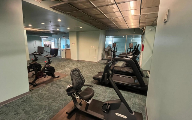 Marines Memorial Club & Hotel