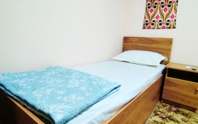 Goziyon Hotel & Hostel (Гозиён)