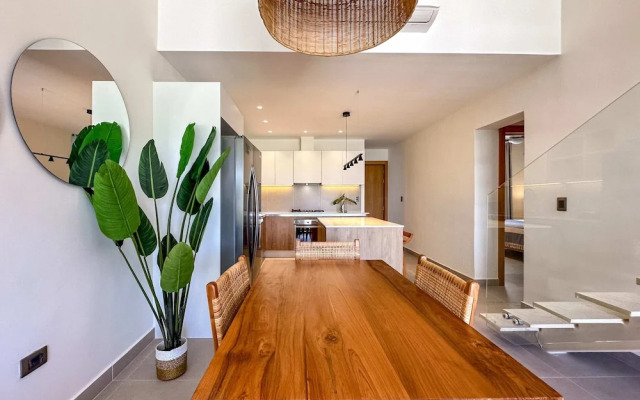 Fantastic Penthouse at Golf Course