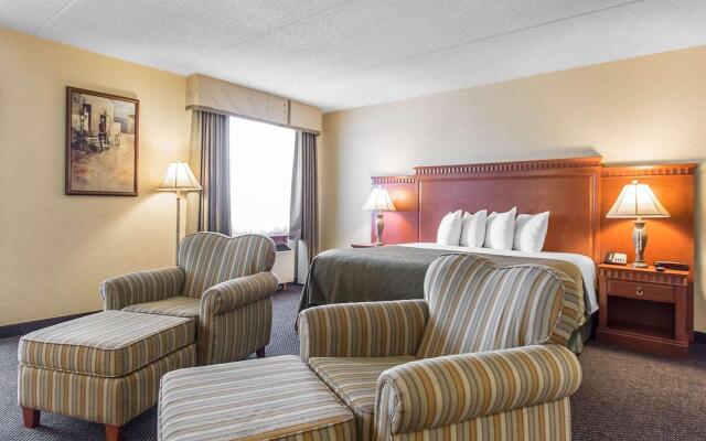 Quality Inn & Suites Bay Front