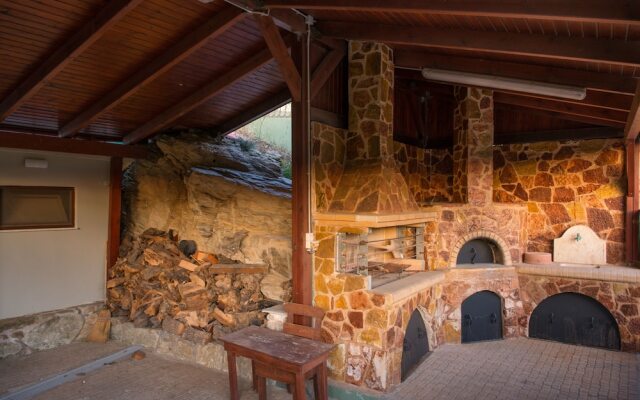 Ioanna's Residence