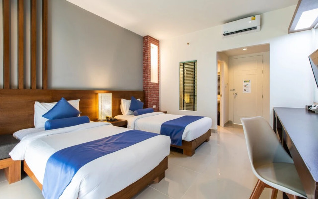 Blu Boat Pool Access Resort and Villas