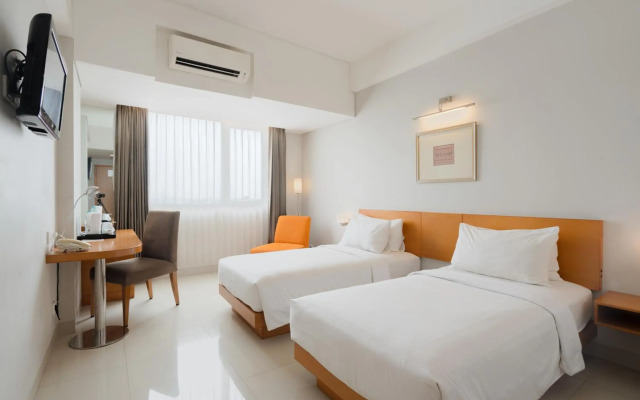 Hotel Santika Jemursari