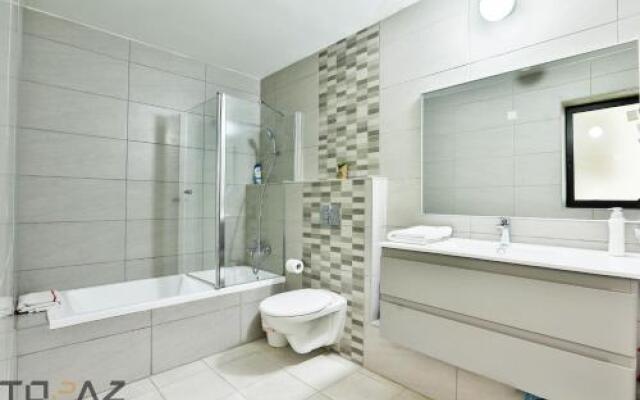 110 sqm Luxury Apartment On The Sea