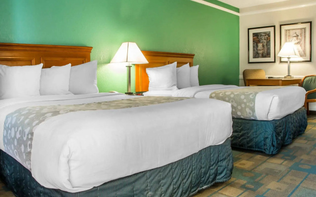 Quality Inn Tulsa Central