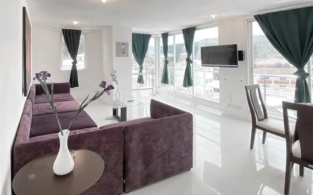 Roomquest Utopia Kata and Residence