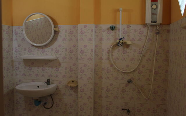 Lolita Bungalow