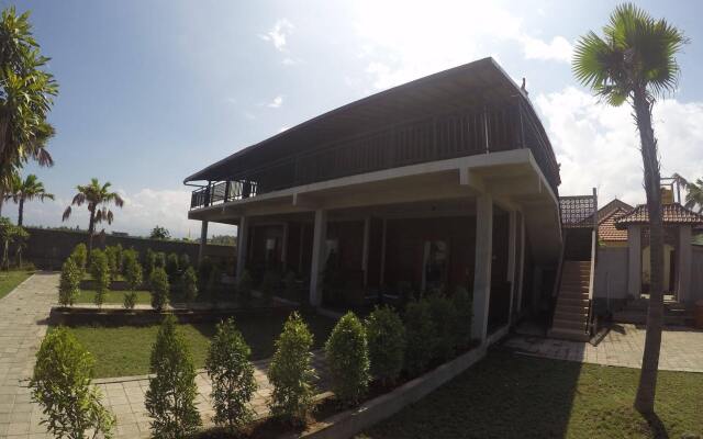 Sea Medewi Resort
