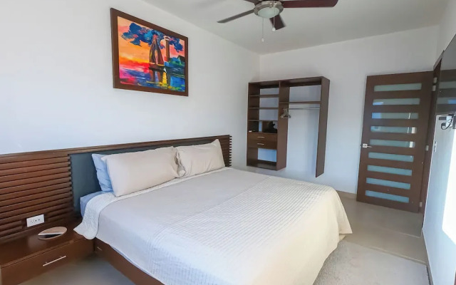 Malibu At Pacific Marlin