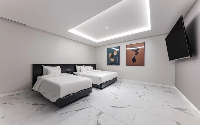 Hotel ABOUT