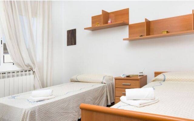 Apartment - 3 Bedrooms with Pool - 107533